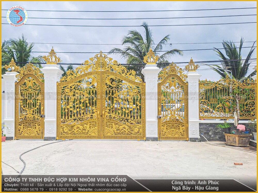 Cổng nhôm đúc Hoa Lá Tây