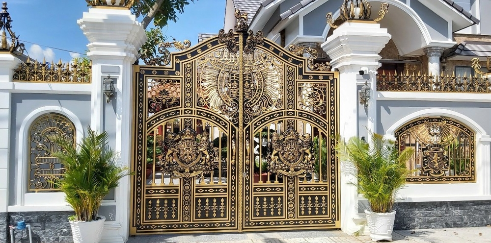 Tổng quan về sản phẩm cổng nhôm đúc tại Hoàng Mai Hà Nội