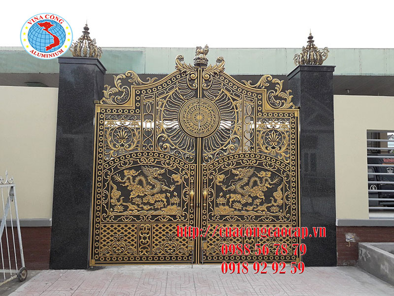 Mẫu cổng nhôm đúc Quảng Ninh đẹp đa dạng về mẫu mã 05